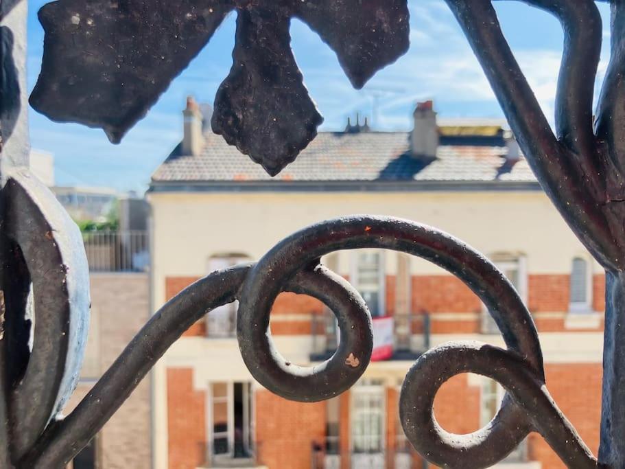 The Artist'S Apartment Near The Metro Saint-Denis  Bagian luar foto
